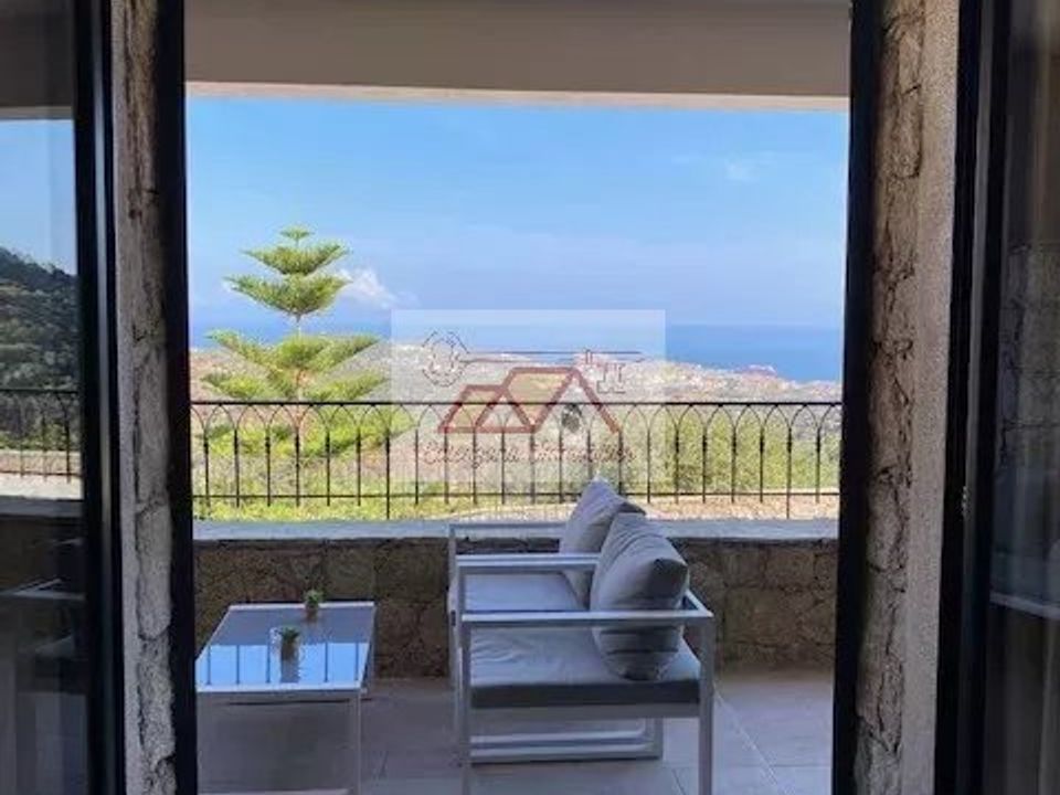 Lejlighed i Santa-Reparata-di-Balagna, Haute-Corse - foto 2