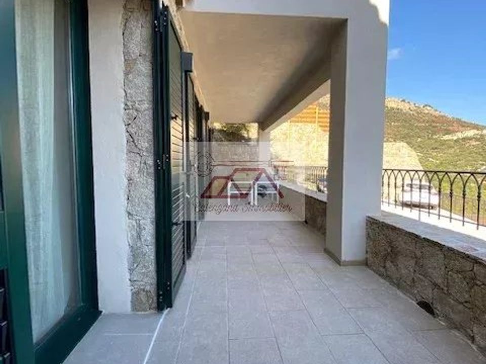 Lejlighed i Santa-Reparata-di-Balagna, Haute-Corse - foto 4