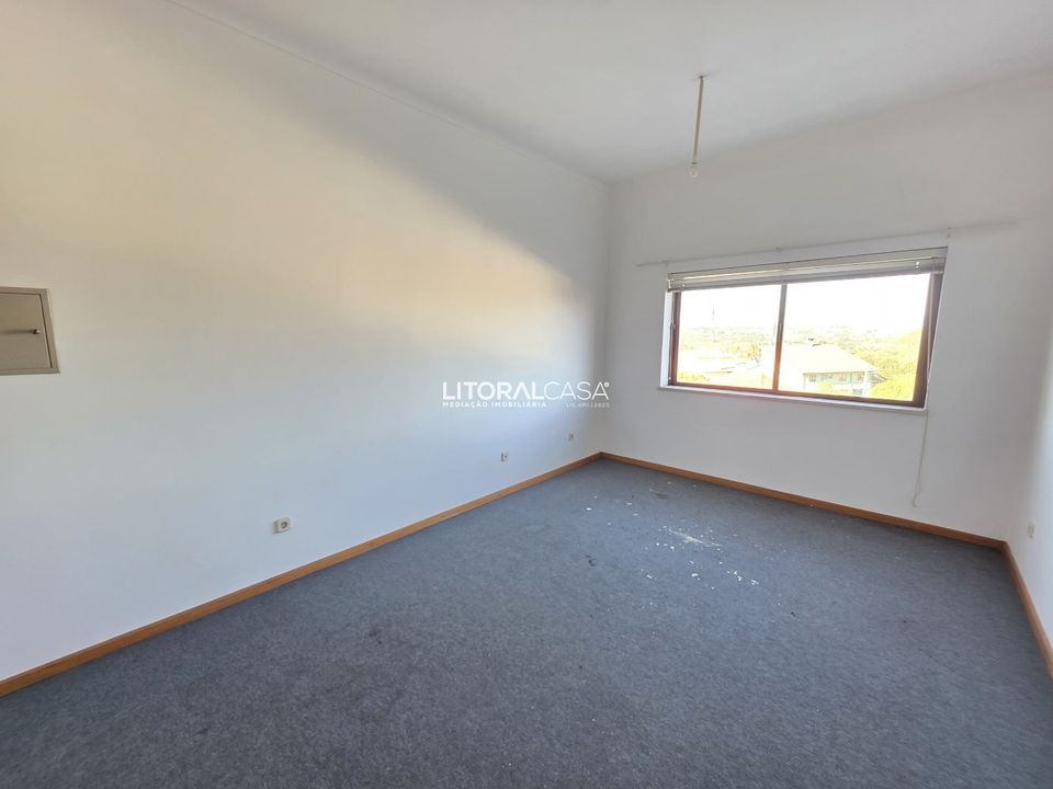 Erhvervsejendom i Oliveira do Bairro, Aveiro - foto 2