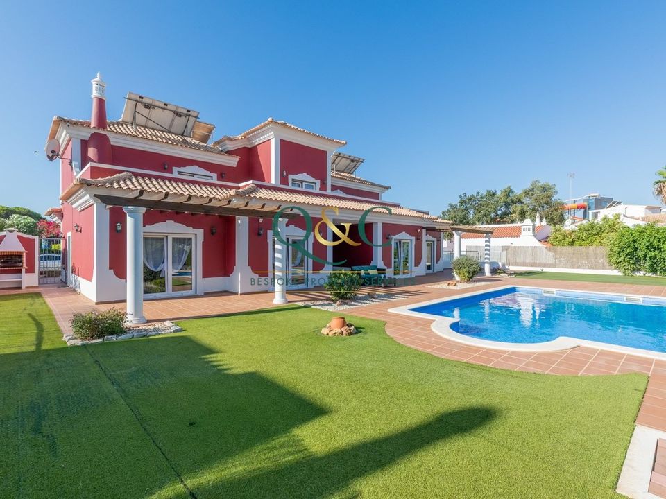 Villa i Quarteira, Faro - foto 1