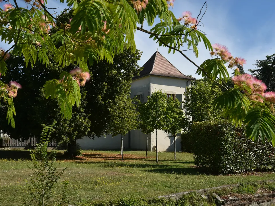 Village house in Eymet, Dordogne - photo 1