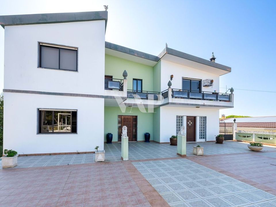 Villa i Quarteira, Faro - foto 1