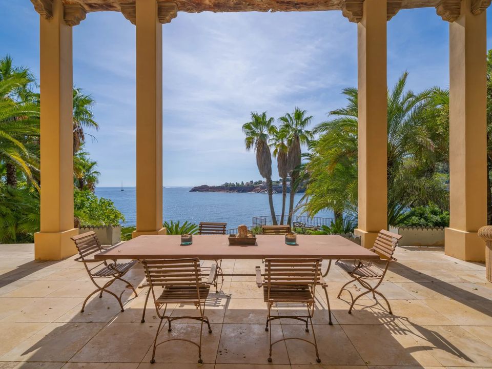 Villa i Saint-Raphael, Var - bilde 1