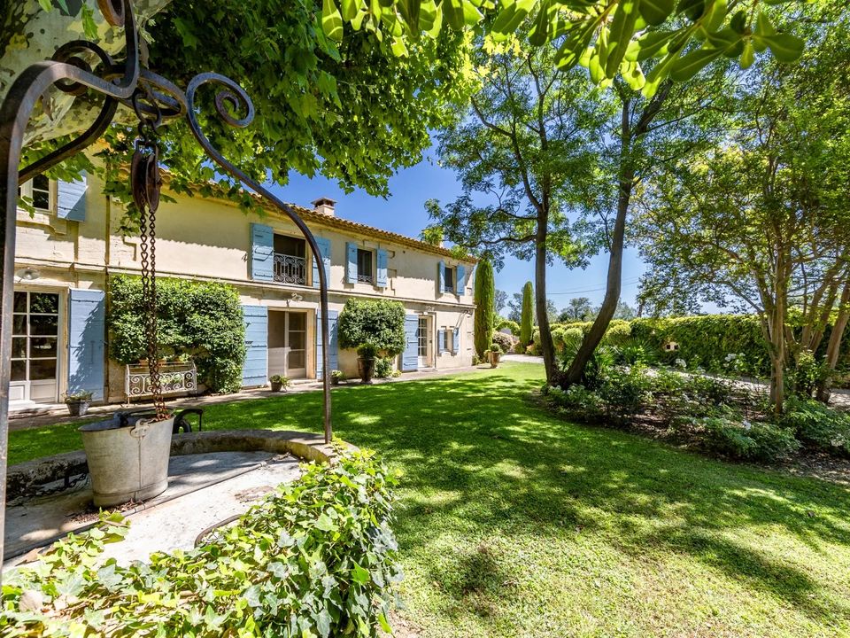 Villa i Raphele-les-Arles, Bouches-du-Rhone - foto 2