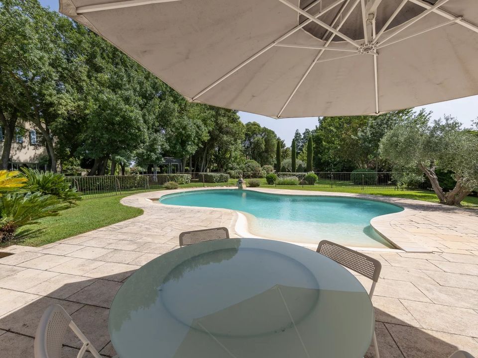 Villa i Raphele-les-Arles, Bouches-du-Rhone - foto 4