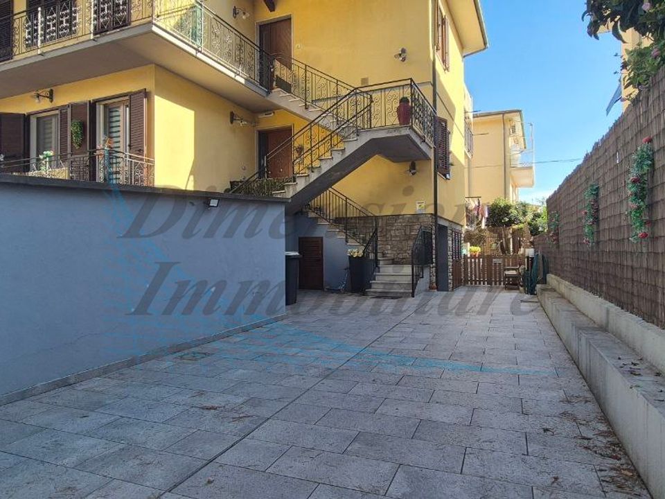 Villa i Rosignano Marittimo, Livorno - foto 1