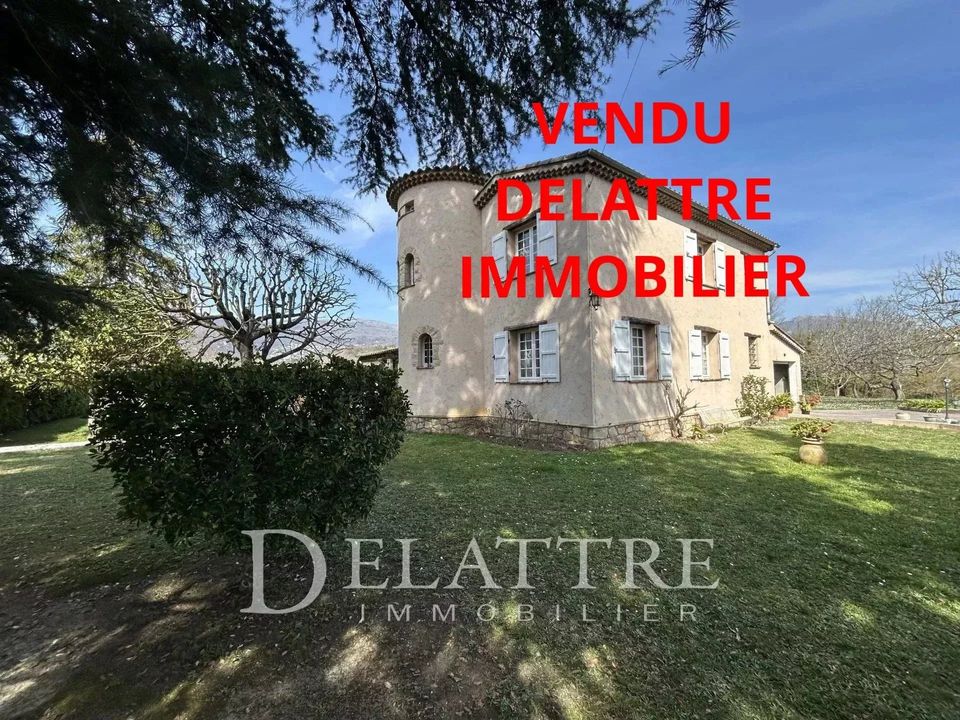 Villa i Chateauneuf-Grasse, Alpes-Maritimes - foto 1