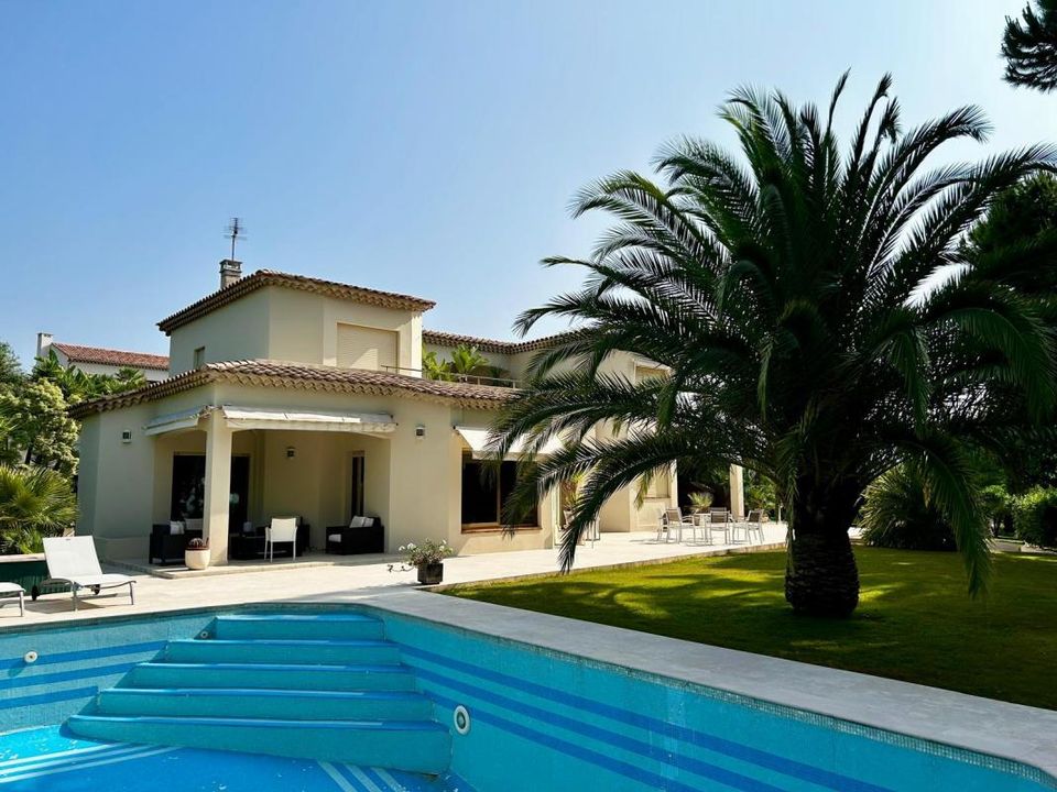 Villa i Nice, Alpes-Maritimes - foto 1
