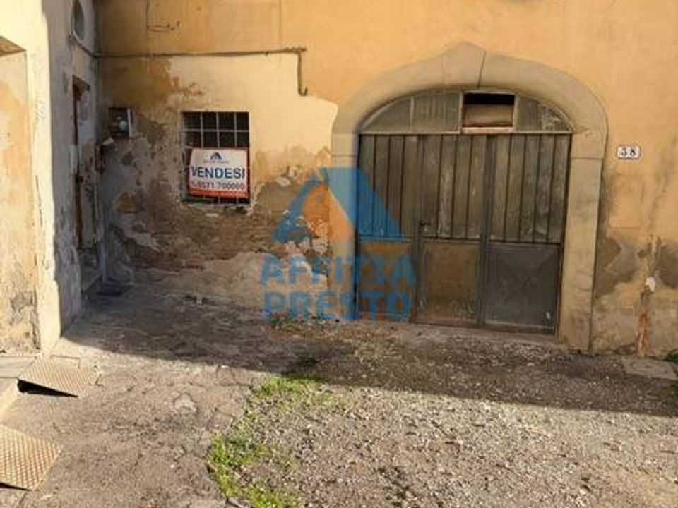 Parkeringsplads i Castelfiorentino, Florence - foto 2