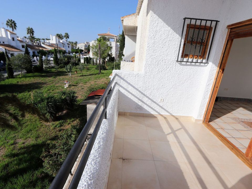 Lejlighed i Villamartin, Alicante - foto 1
