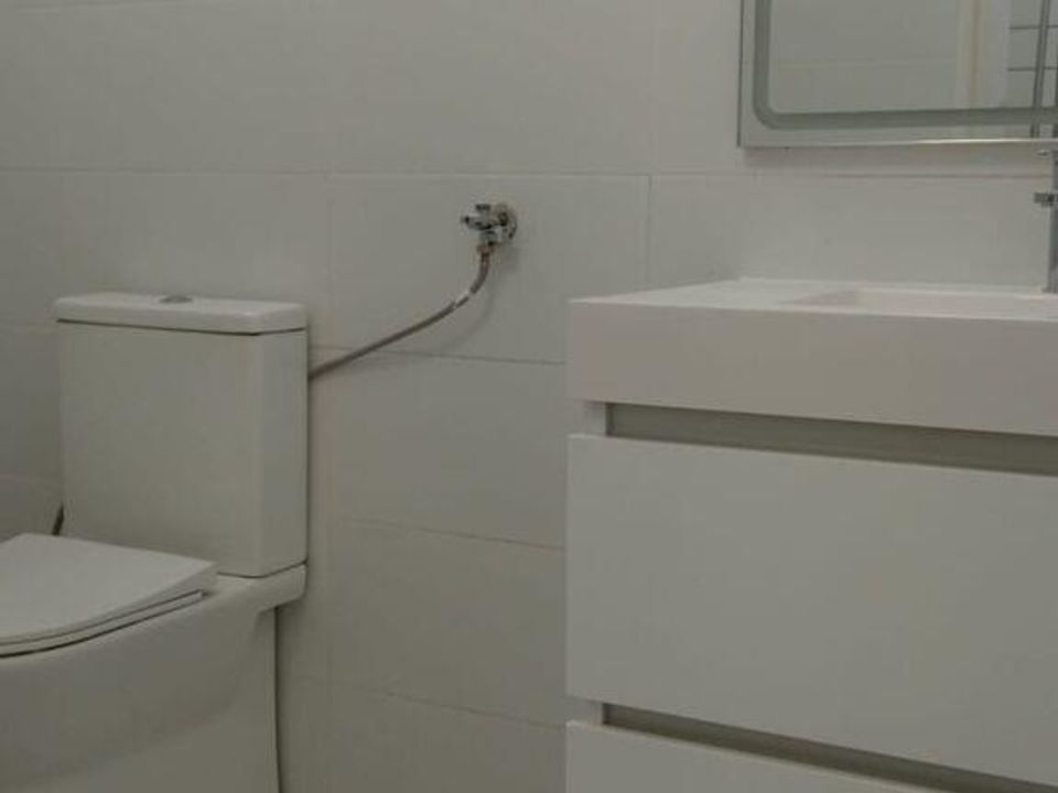 Commercial property in Barreiro, Setubal - photo 3