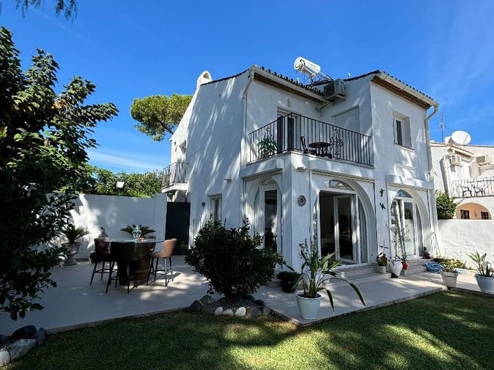 Villa i El Paraiso, Malaga - foto 2