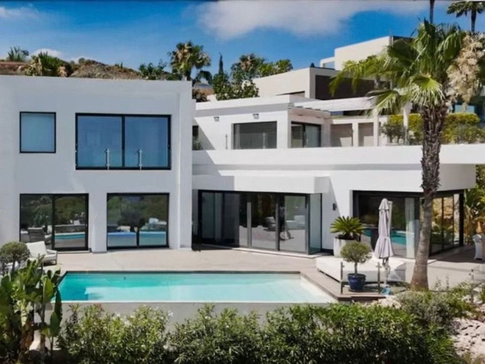 Villa i El Paraiso, Malaga - foto 2