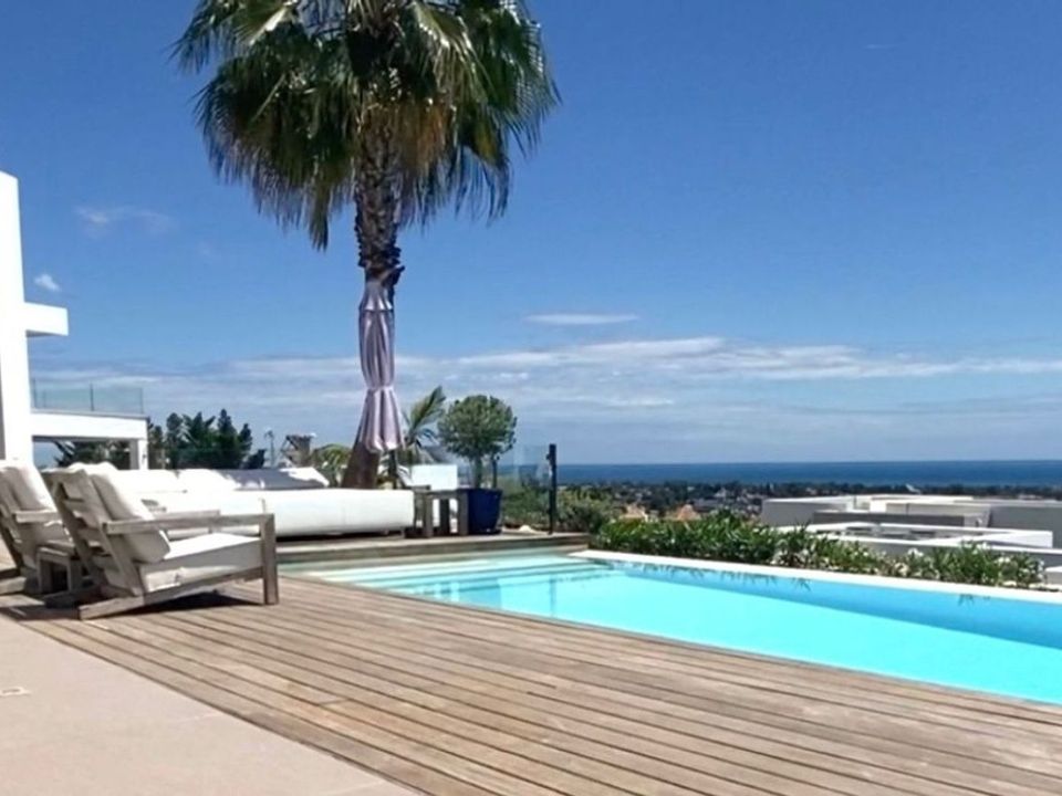 Villa i El Paraiso, Malaga - foto 3