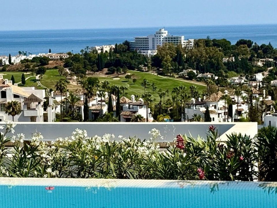 Villa i El Paraiso, Malaga - foto 5