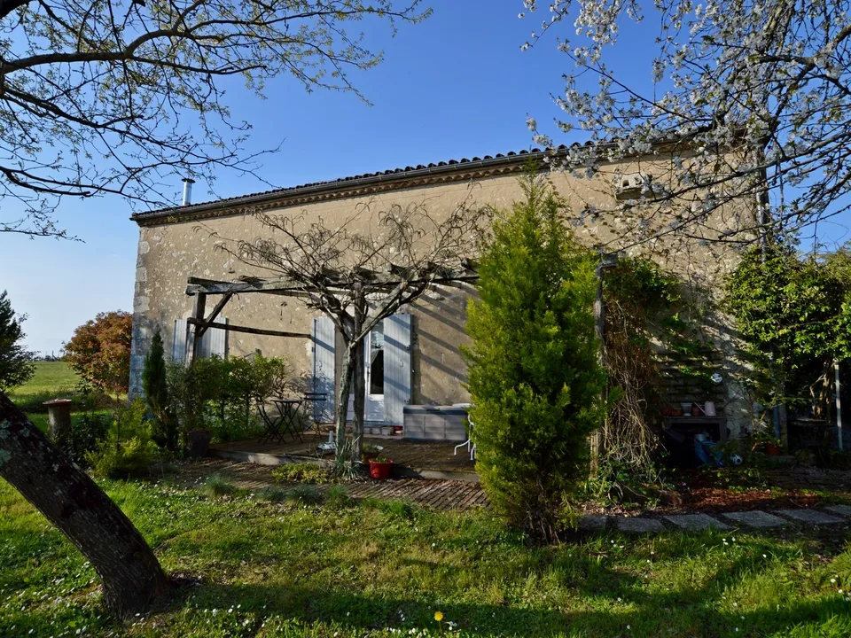 Landejendom i Duras, Lot-et-Garonne - foto 2