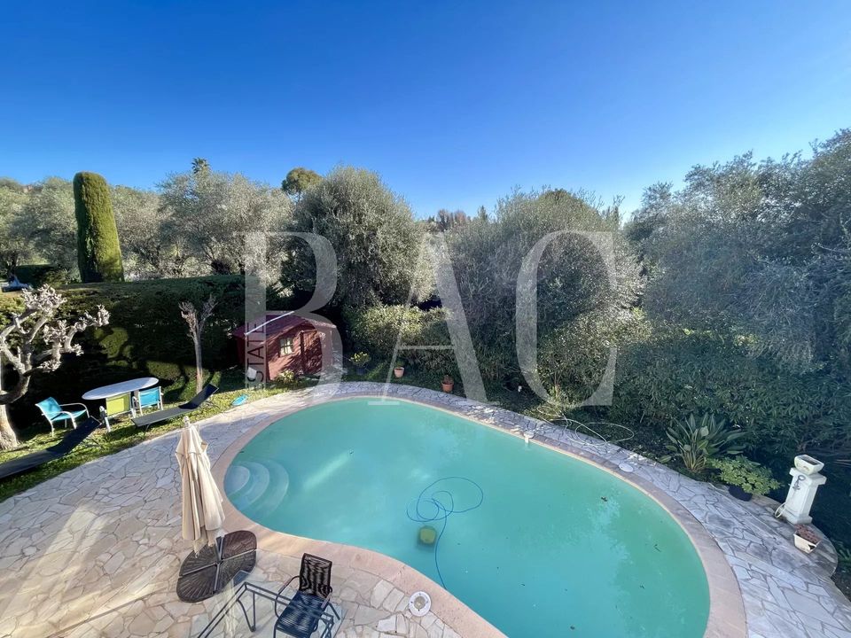 Villa i La Colle-sur-Loup, Alpes-Maritimes - foto 1