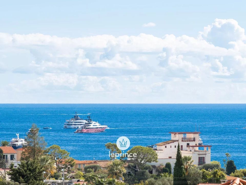 Lejlighed i Beaulieu-sur-Mer, Alpes-Maritimes - foto 1