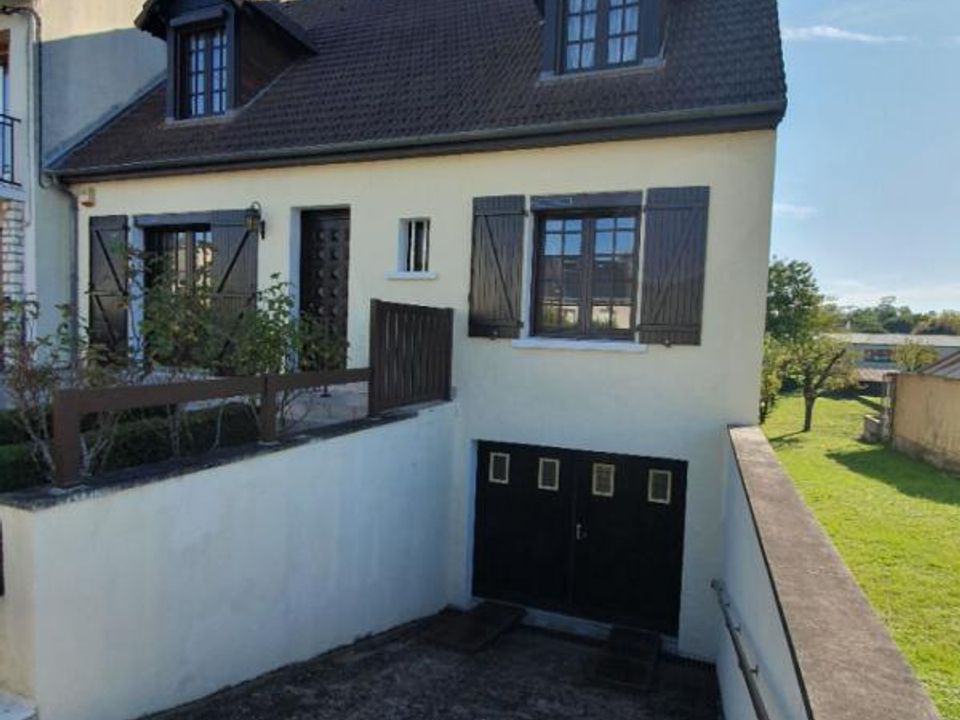 Villa in Chateauroux, Indre - foto 2