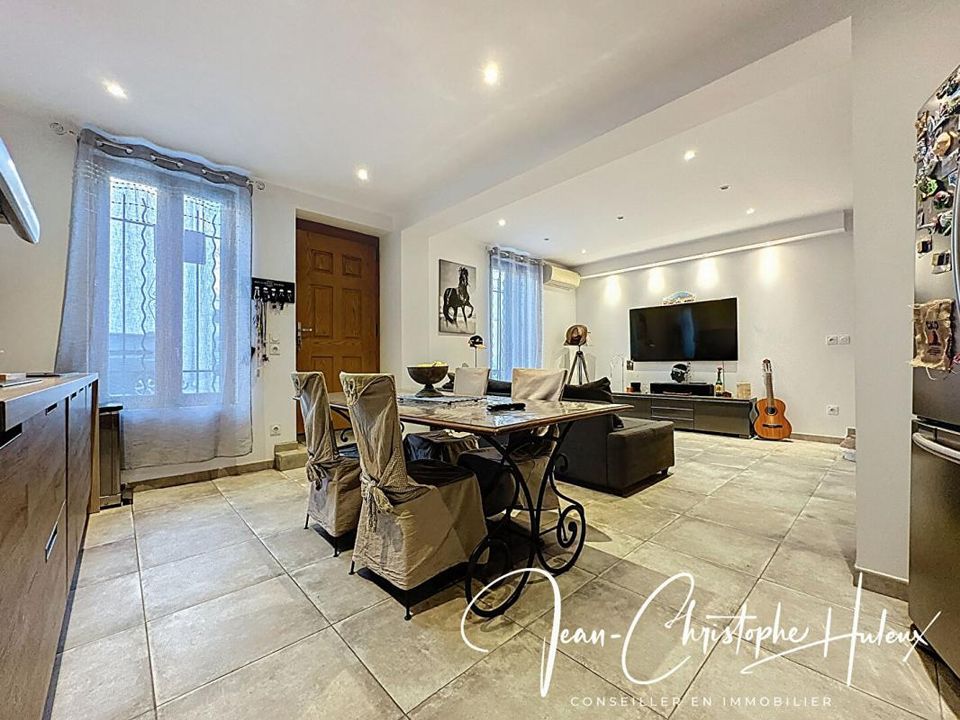 Villa i Saint-Gilles, Gard - foto 4