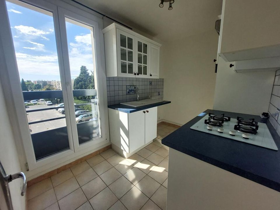 Lejlighed i Marignane, Bouches-du-Rhone - foto 3