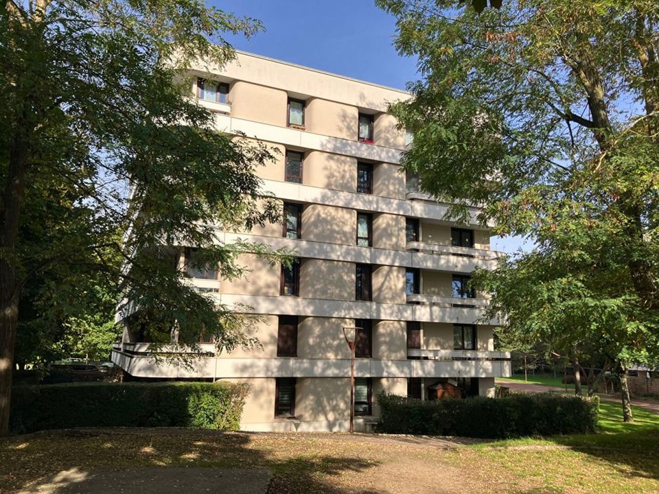 Lejlighed i Élancourt, Yvelines - foto 1