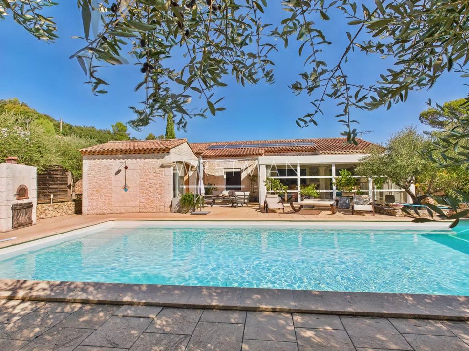 Villa i Flassans-sur-Issole, Var - foto 1