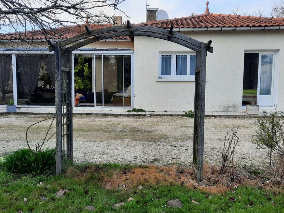 Villa i Mirambeau, Charente-Maritime - foto 3