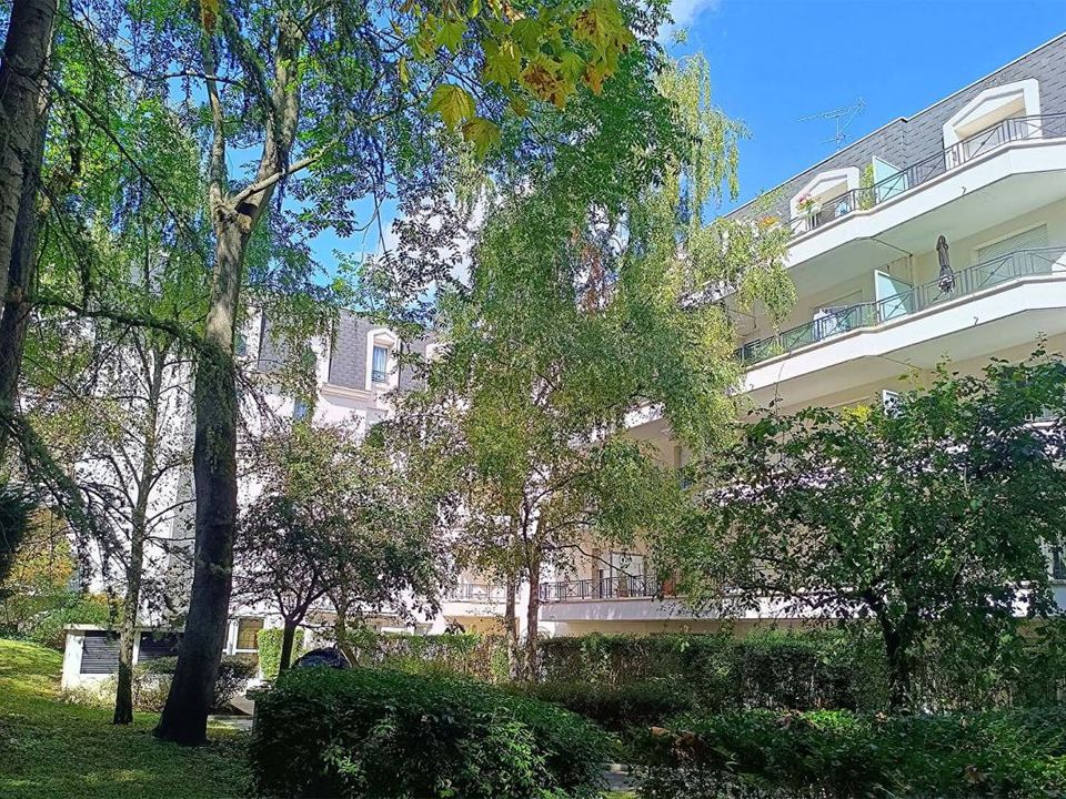 Lejlighed i Rosny-sous-Bois, Seine-Saint-Denis - foto 1