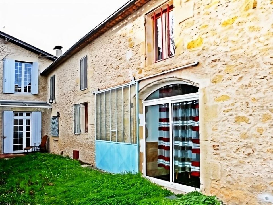 Villa i Saint-Pierre-d'Aurillac, Gironde - foto 1