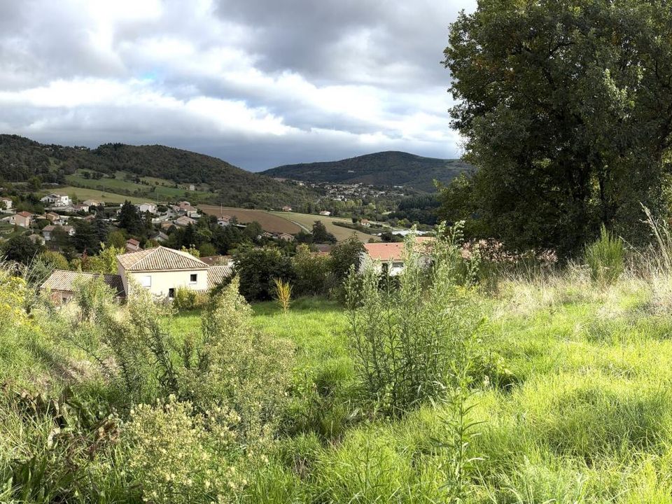 Helårsgrund i Bourg-Argental, Loire - foto 1