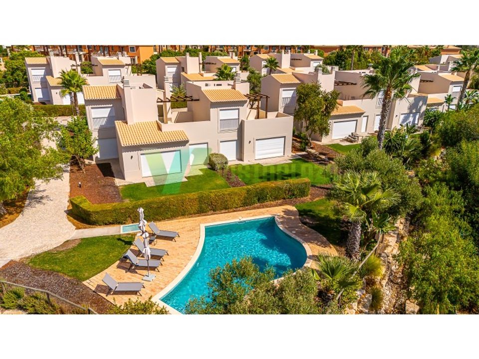 Villa i Carvoeiro, Faro - foto 1