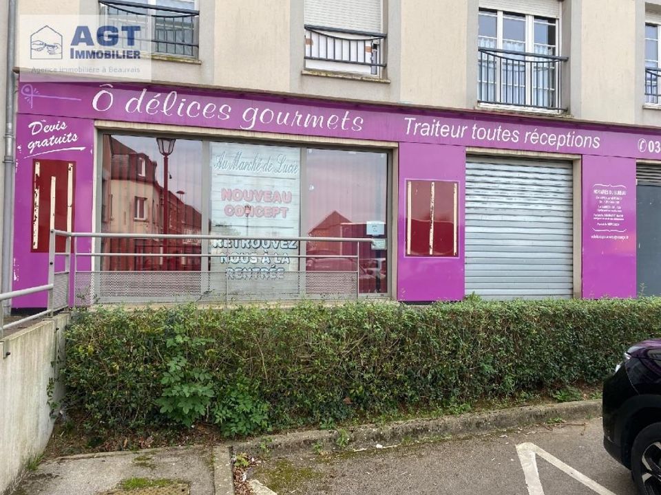 Erhvervsejendom i Formerie, Oise - foto 1