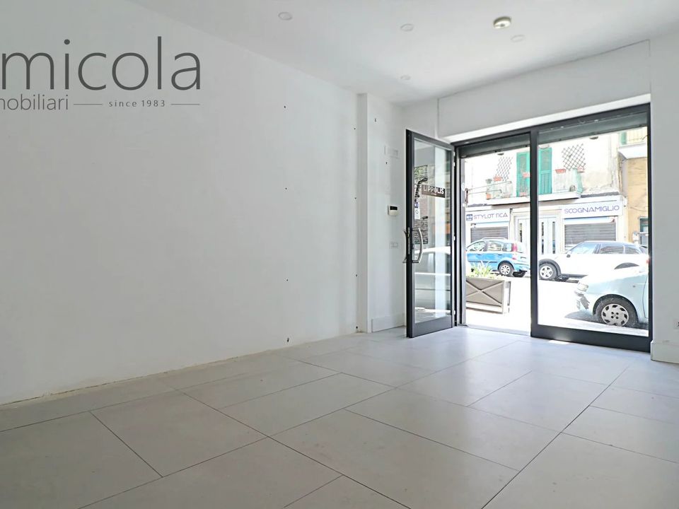 Propriedade comercial em Portici, Naples - foto 1