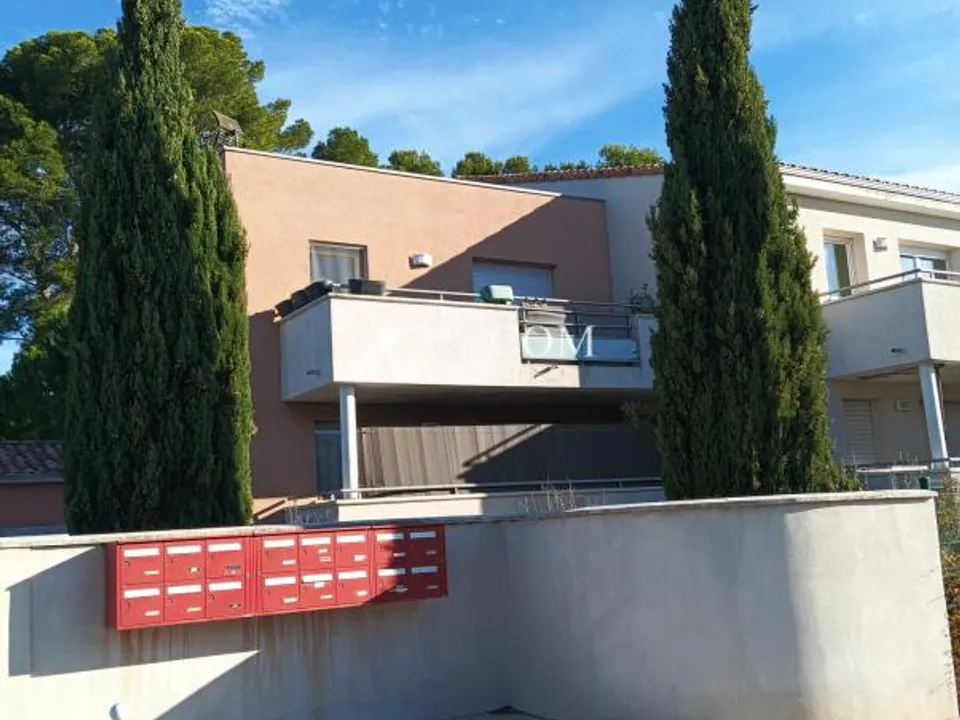Lejlighed i Poussan, Herault - foto 1