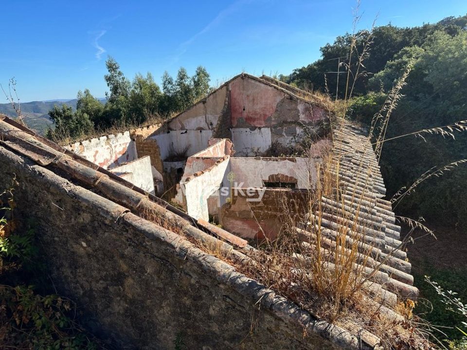 Ruin i Monchique, Faro - bilde 1