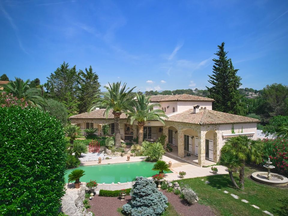 Villa i Mougins, Alpes-Maritimes - foto 1