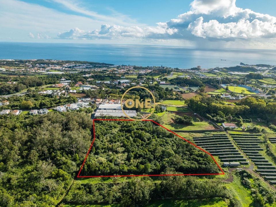 Helårsgrund i Ponta Delgada, Sao Miguel - foto 1