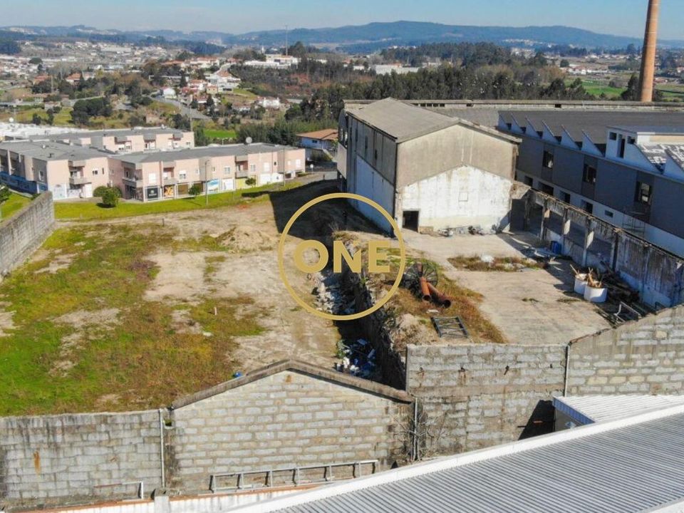 Helårsgrund i Vila Nova de Famalicao, Braga - foto 1