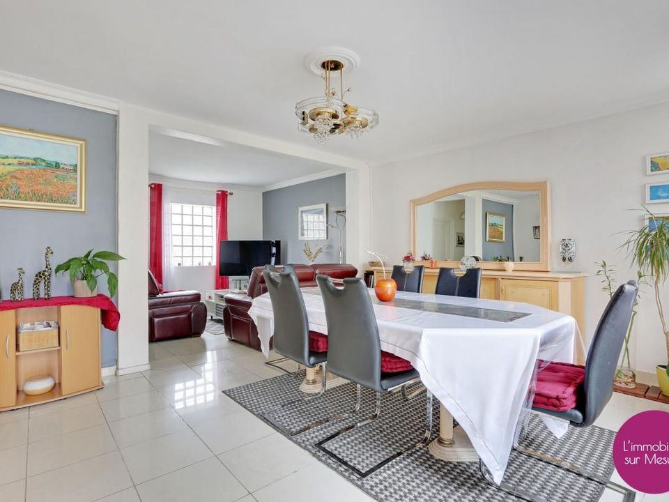 Villa i Noisy-le-Sec, Seine-Saint-Denis - foto 2