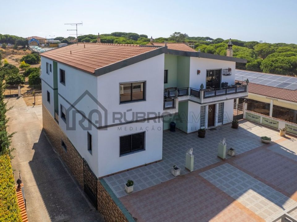 Villa i Quarteira, Faro - foto 1