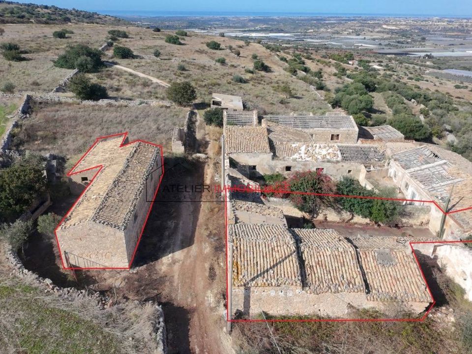 Landejendom i Ragusa, Ragusa - foto 1