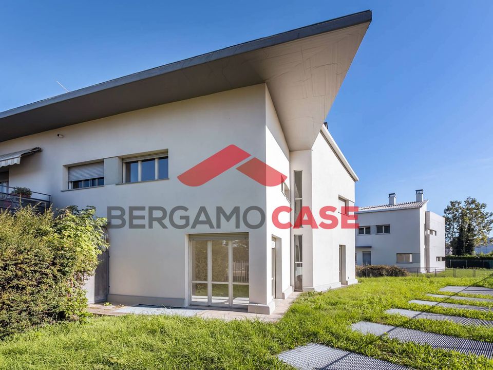 Rekkehus i Seriate, Bergamo - bilde 1