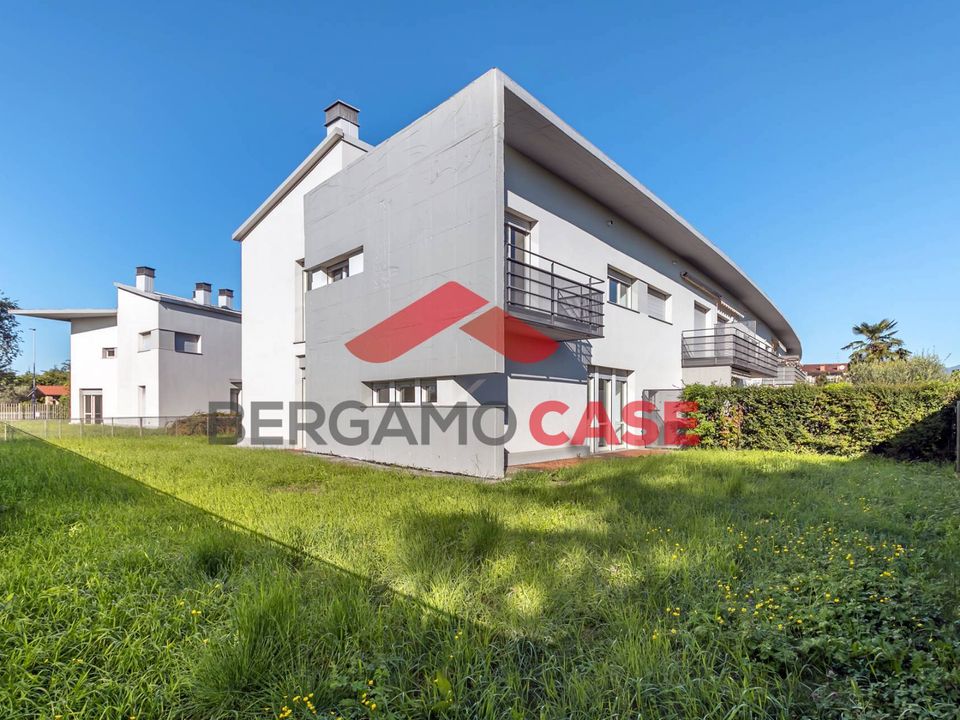 Rekkehus i Seriate, Bergamo - bilde 1