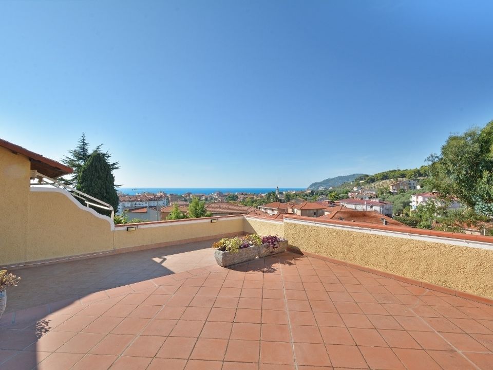 Lejlighed i San Bartolomeo al Mare, Imperia - foto 3