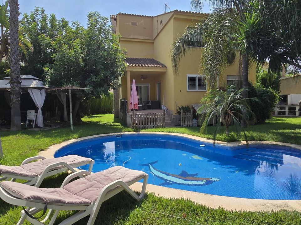 Villa i Riba-Roja De Turia, Valencia - foto 1