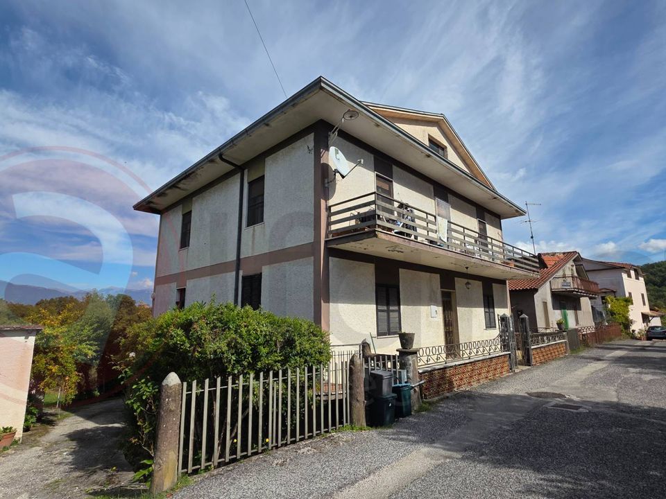 Villa i Fontana Liri, Frosinone - foto 1