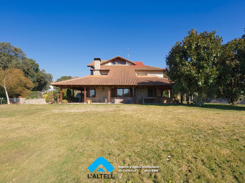 Villa i L'Ametlla Del Valles, Barcelona - bilde 1