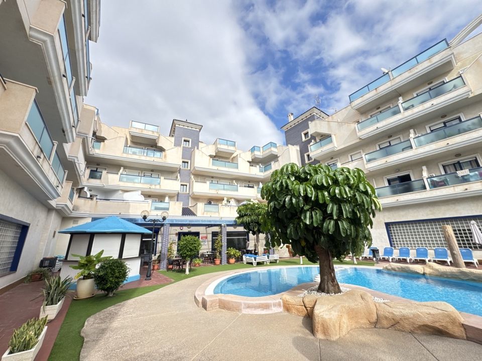 Lejlighed i Cabo Roig, Alicante - foto 1