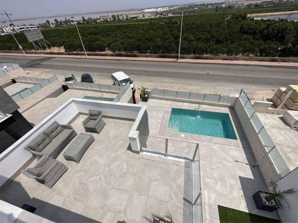 Villa i Torrevieja, Alicante - foto 4